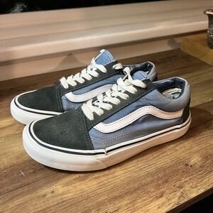 Vans Old Skool Low-Top Sneakers in Blue, Black & White